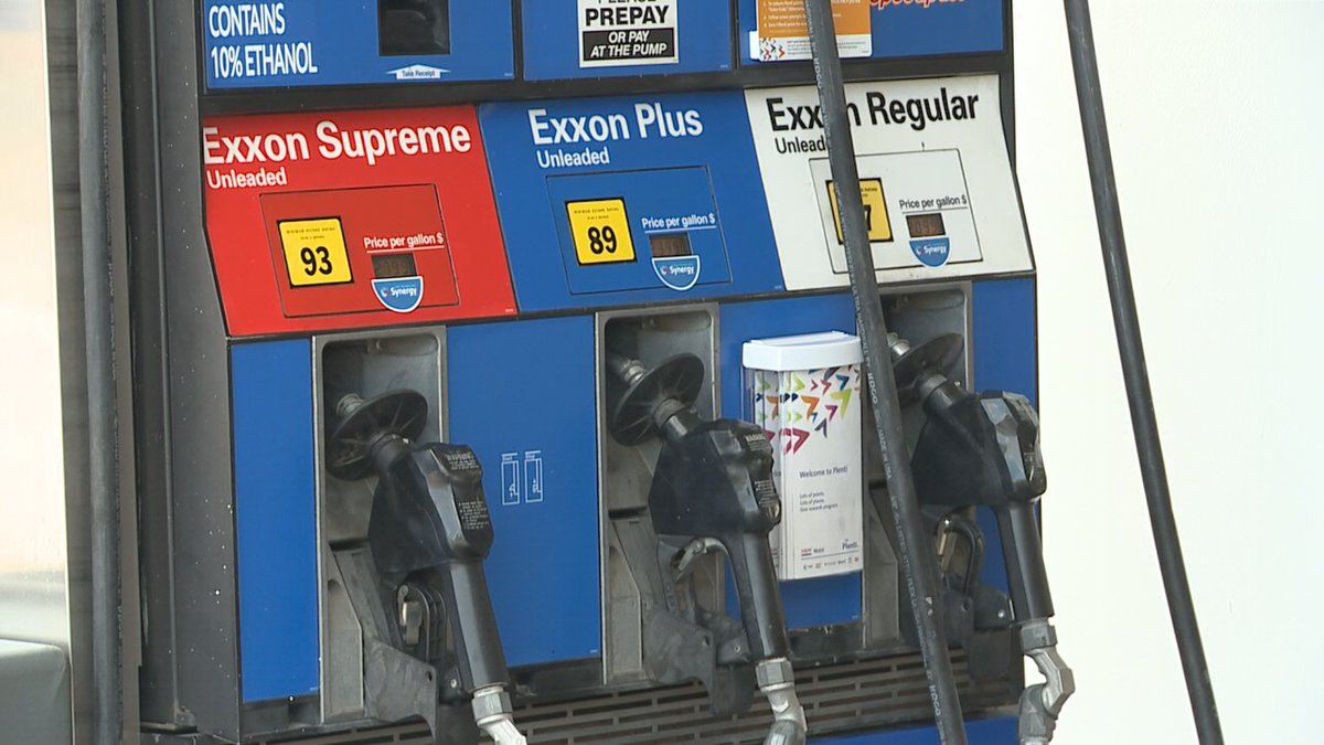Dean shares ways to pay less at the pump in 2022.