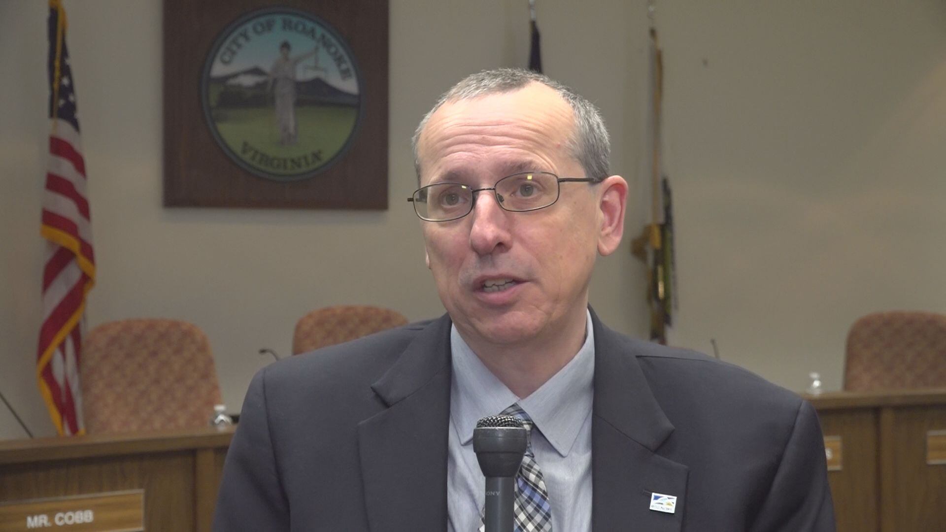 Roanoke city manager Cowell resigns - Vimarsana News