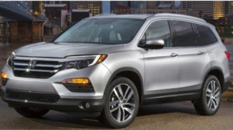 grey 2016 Honda Pilot SUV