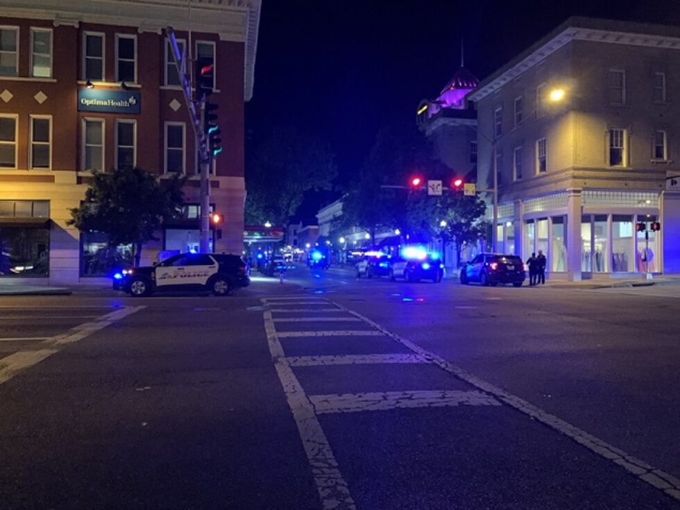 Two people in hospital after overnight shooting along Campbell Ave SE in Roanoke